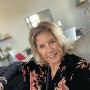 Houmify profile page