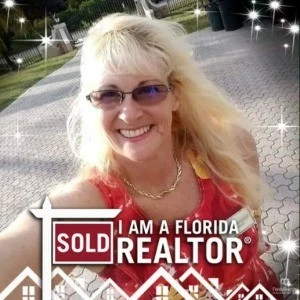 Houmify profile page