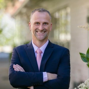 Houmify profile page