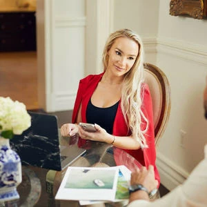 Houmify profile page