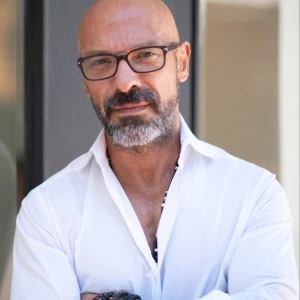 Houmify profile page