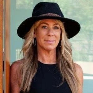 Houmify profile page